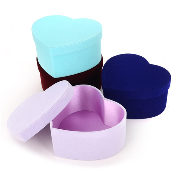 Heart - shaped Gift Box Set